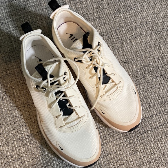 Nike Air Max Dia SE Cream/Nude sz8 - Picture 4 of 5